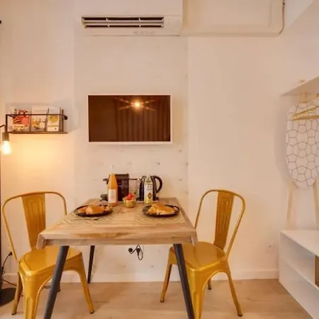 Elegant Divine Sun Quartier Canal St Martin * Paris