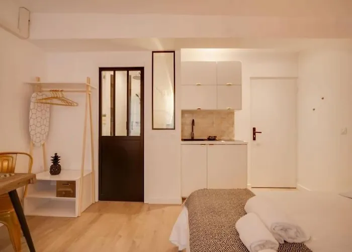 Daire Elegant Divine Sun Quartier Canal St Martin Paris