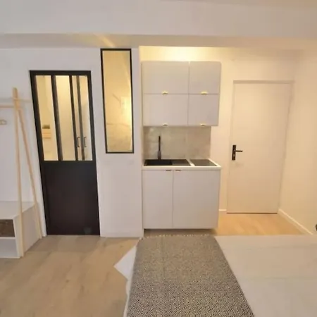 Elegant Divine Sun Quartier Canal St Martin Lägenhet Paris