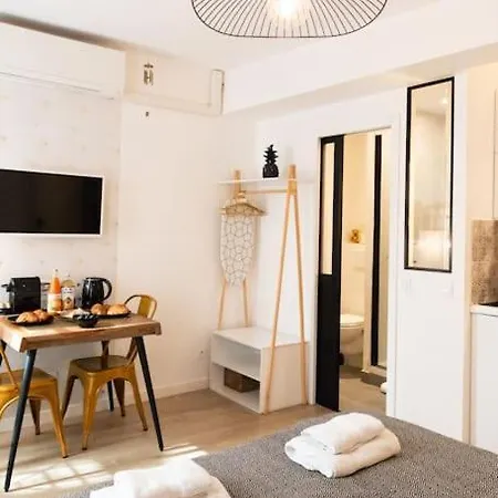 Elegant Divine Sun Quartier Canal St Martin