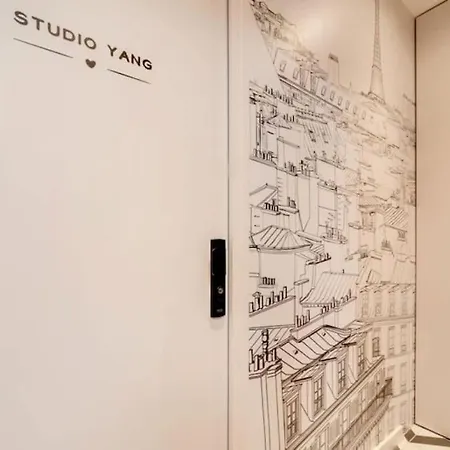 Elegant Divine Sun Quartier Canal St Martin Paris