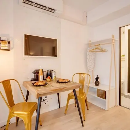 Elegant Divine Sun Quartier Canal St Martin Lägenhet Paris